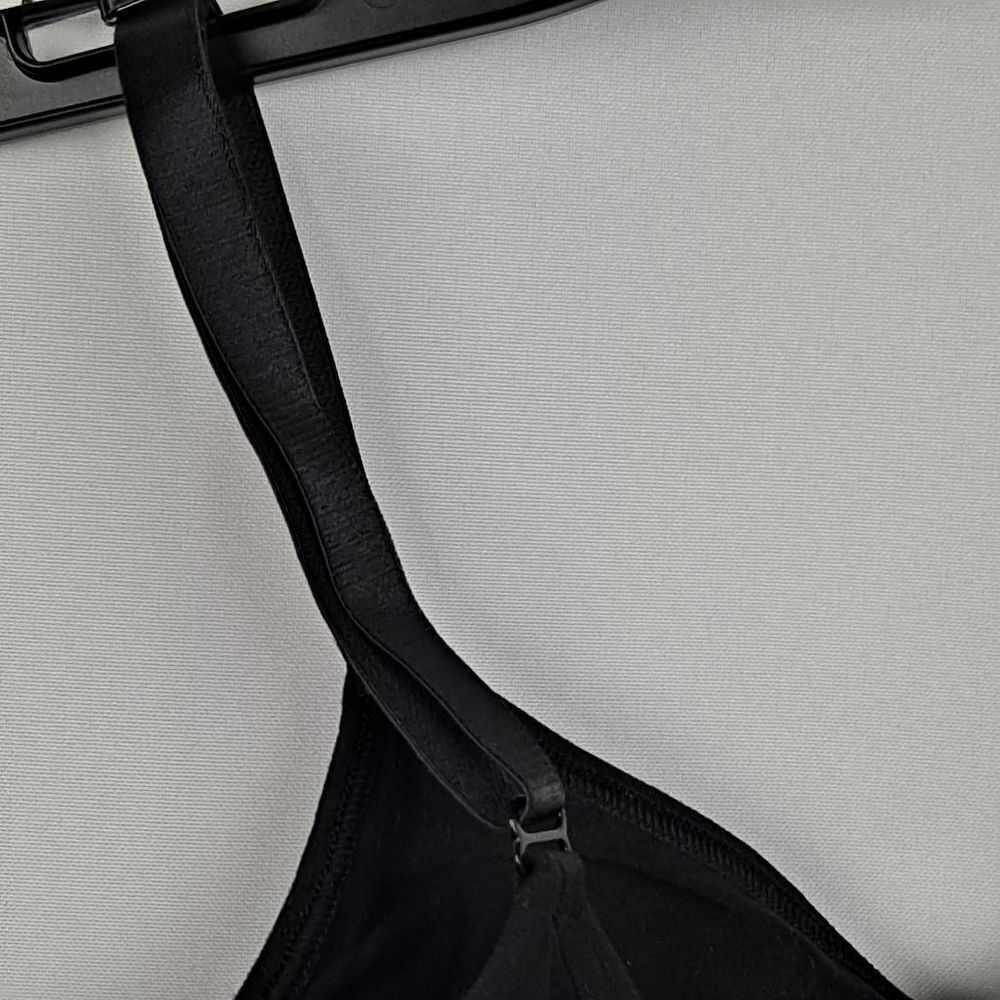 Skims ladies Seamless sculpting bra NWOT‎ - Picture 6 of 7